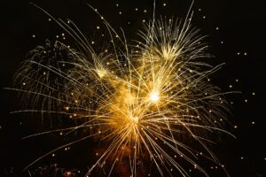 fireworks-1924628_1920_pixabay